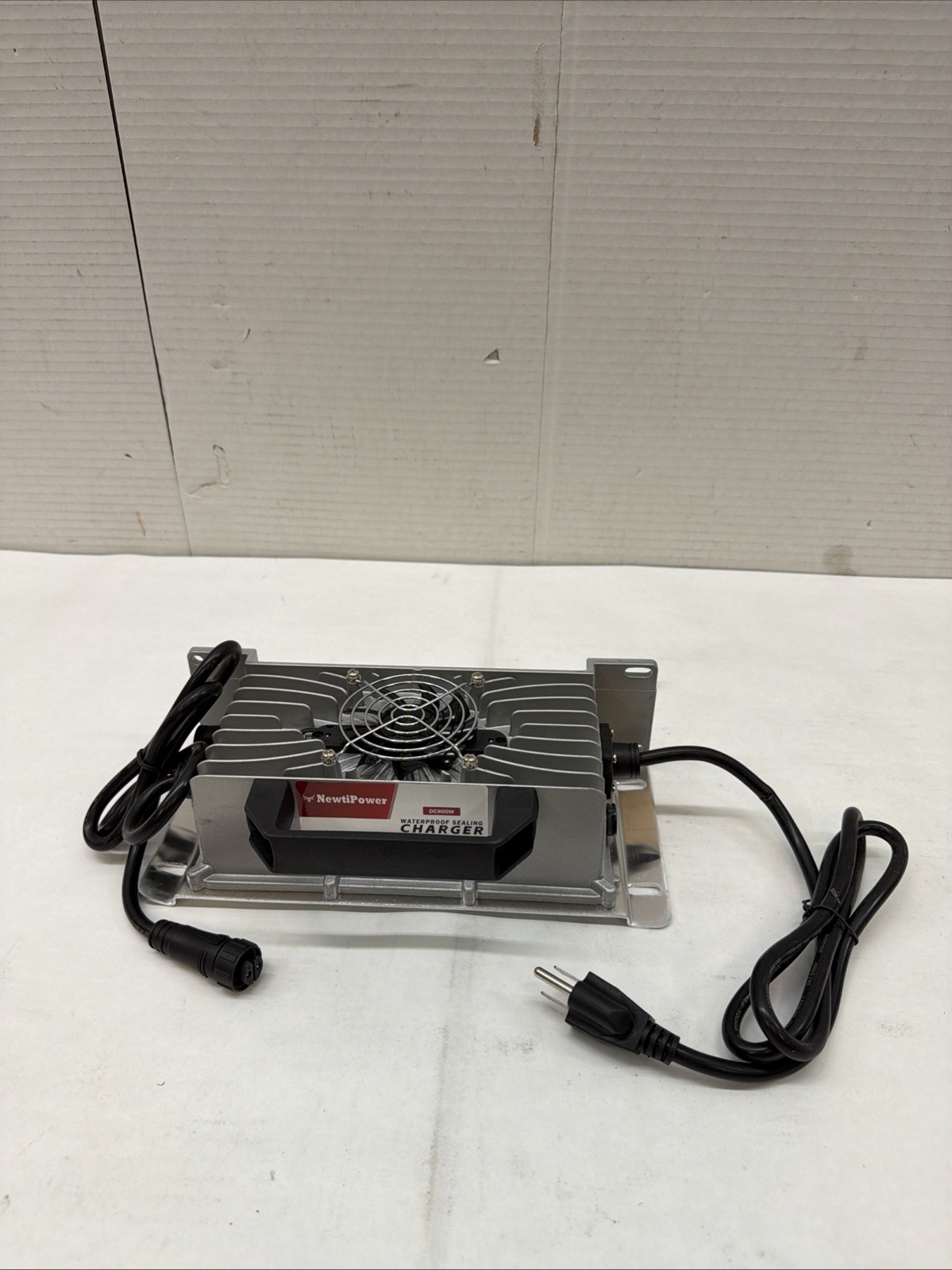Newtipower Waterproof Sealing Charger DC800W
