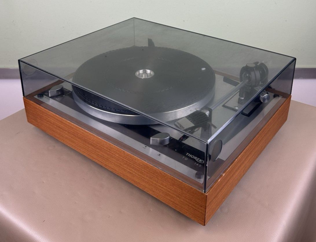 THORENS TD 145 TURNTABLE