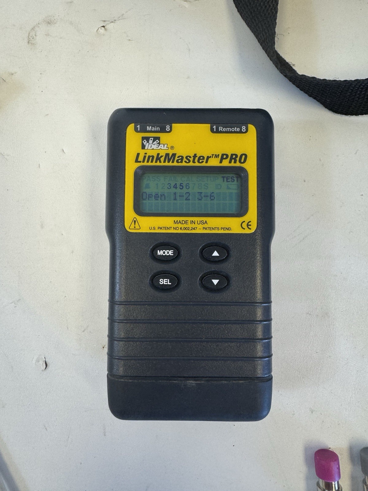 IDEAL LinkMaster PRO Cable Tester Kit with remotes 1-8 and cables