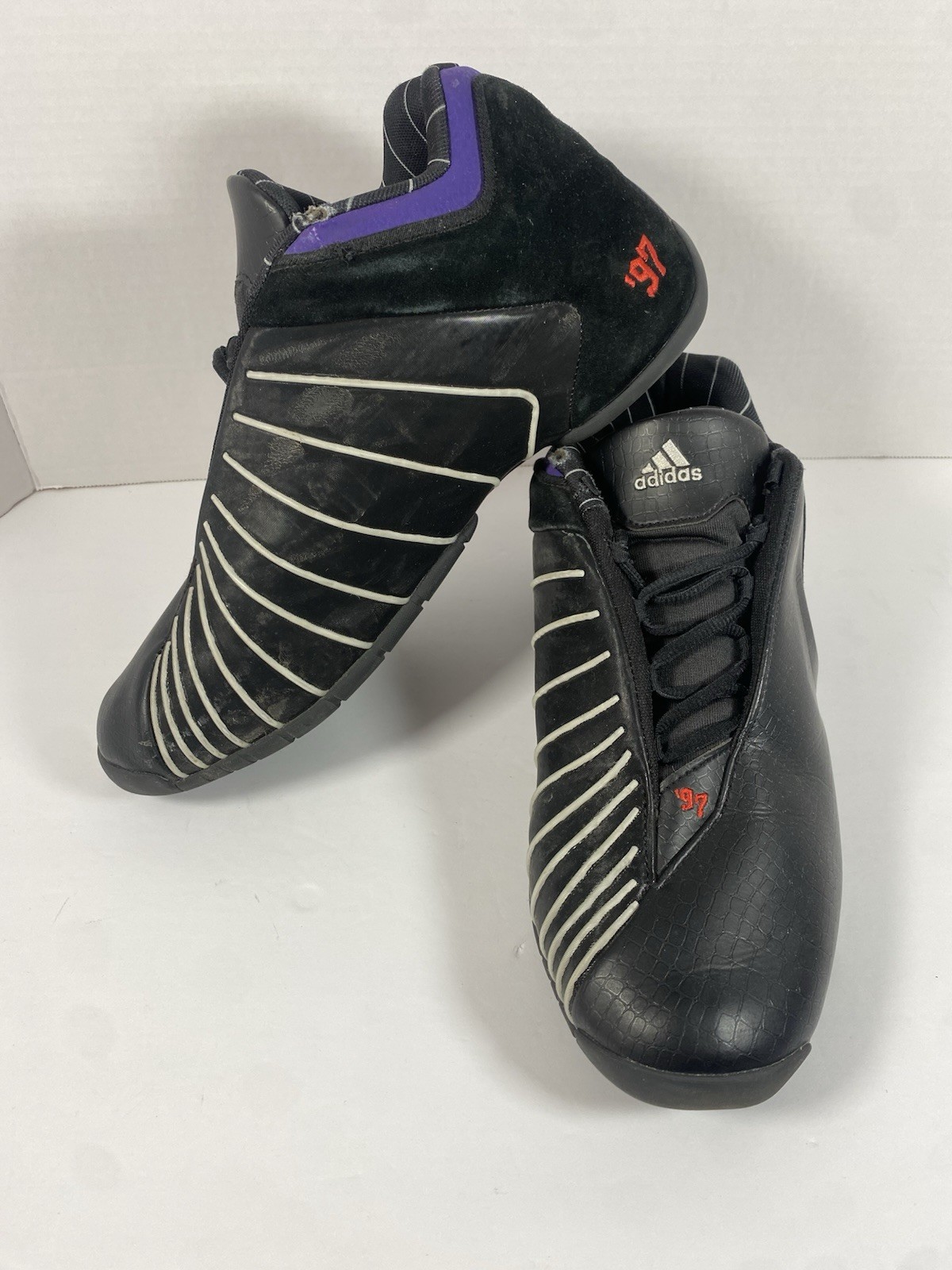 ADIDAS T-MAC 3 Restomod Size 9.5 GY2394 Basketball Shoes Black Purple Lace Up