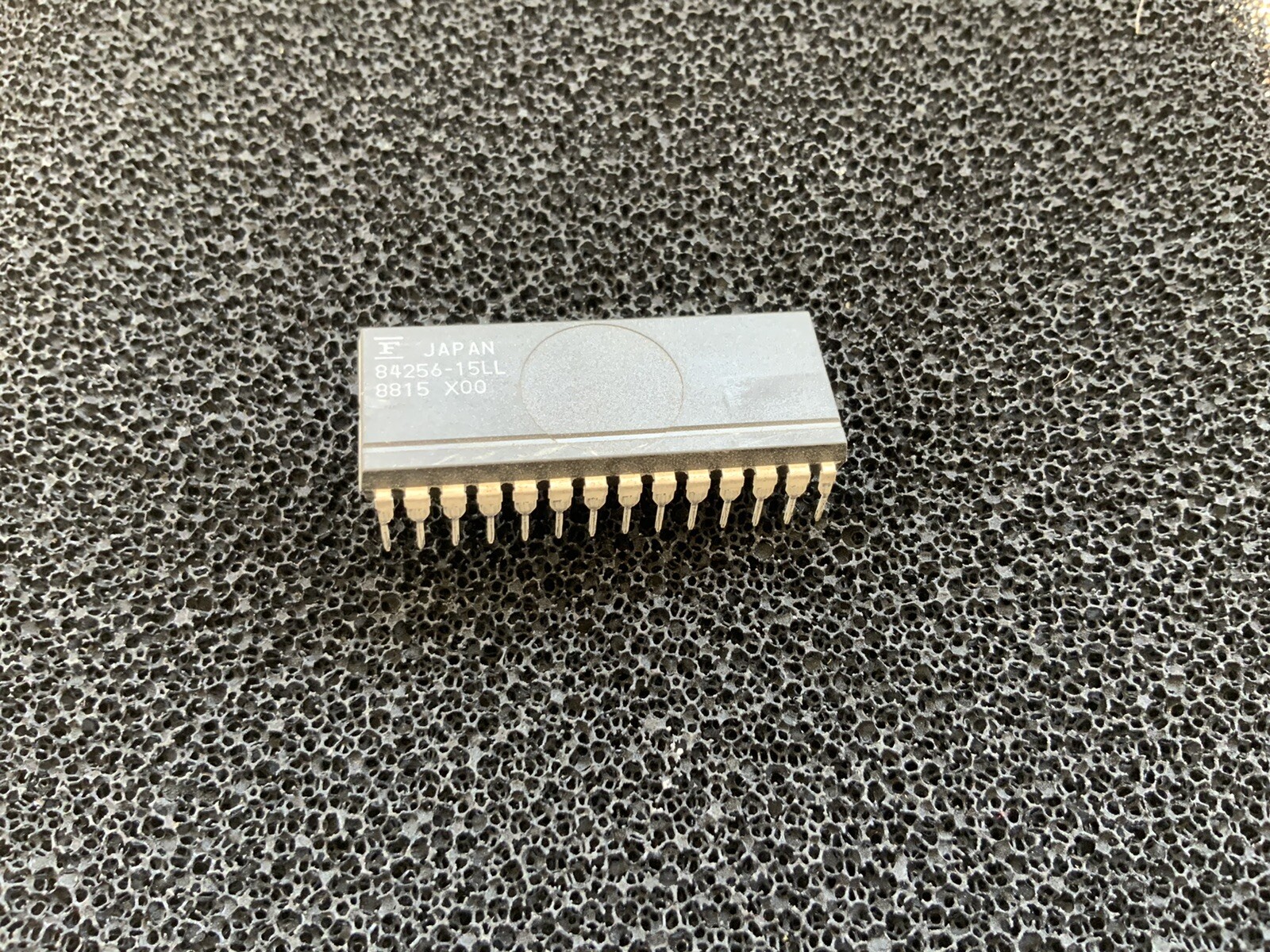 MB84256-15LL FUJITSU DIP 28 IC Ram