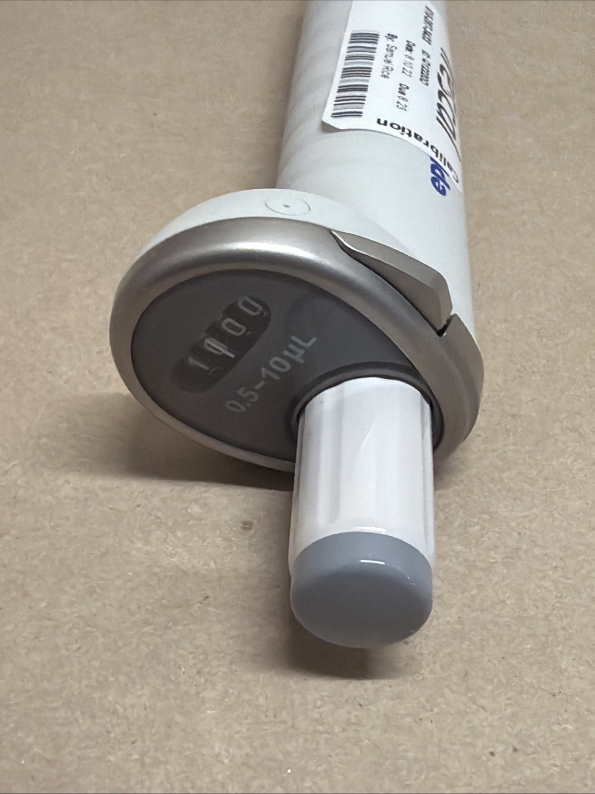Eppendorf Reference 2 Manual Pipette Single 10-100 µL 4924000053