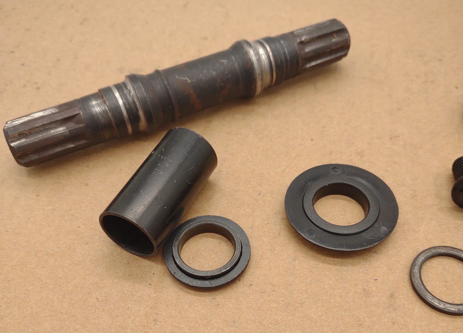 Vintage Bike Bottom Bracket Mid School Bmx 150 mm Splined