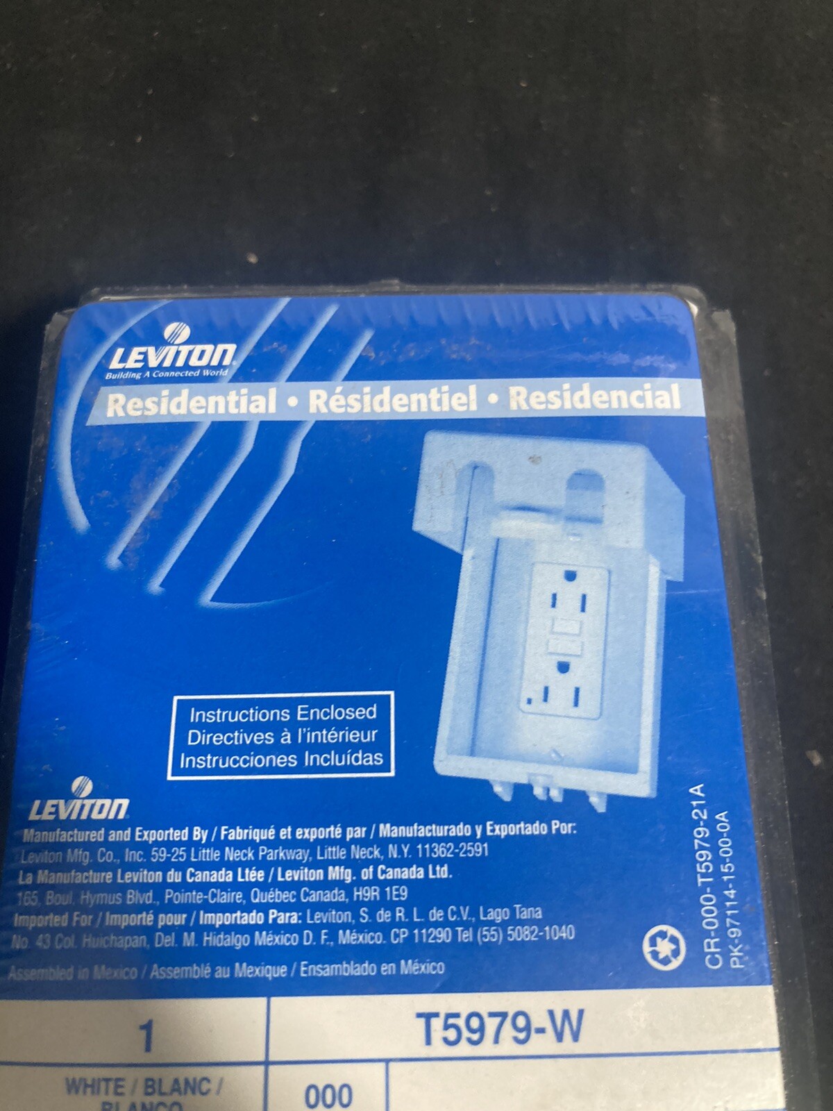 Leviton white in use vertical cover T5979-W