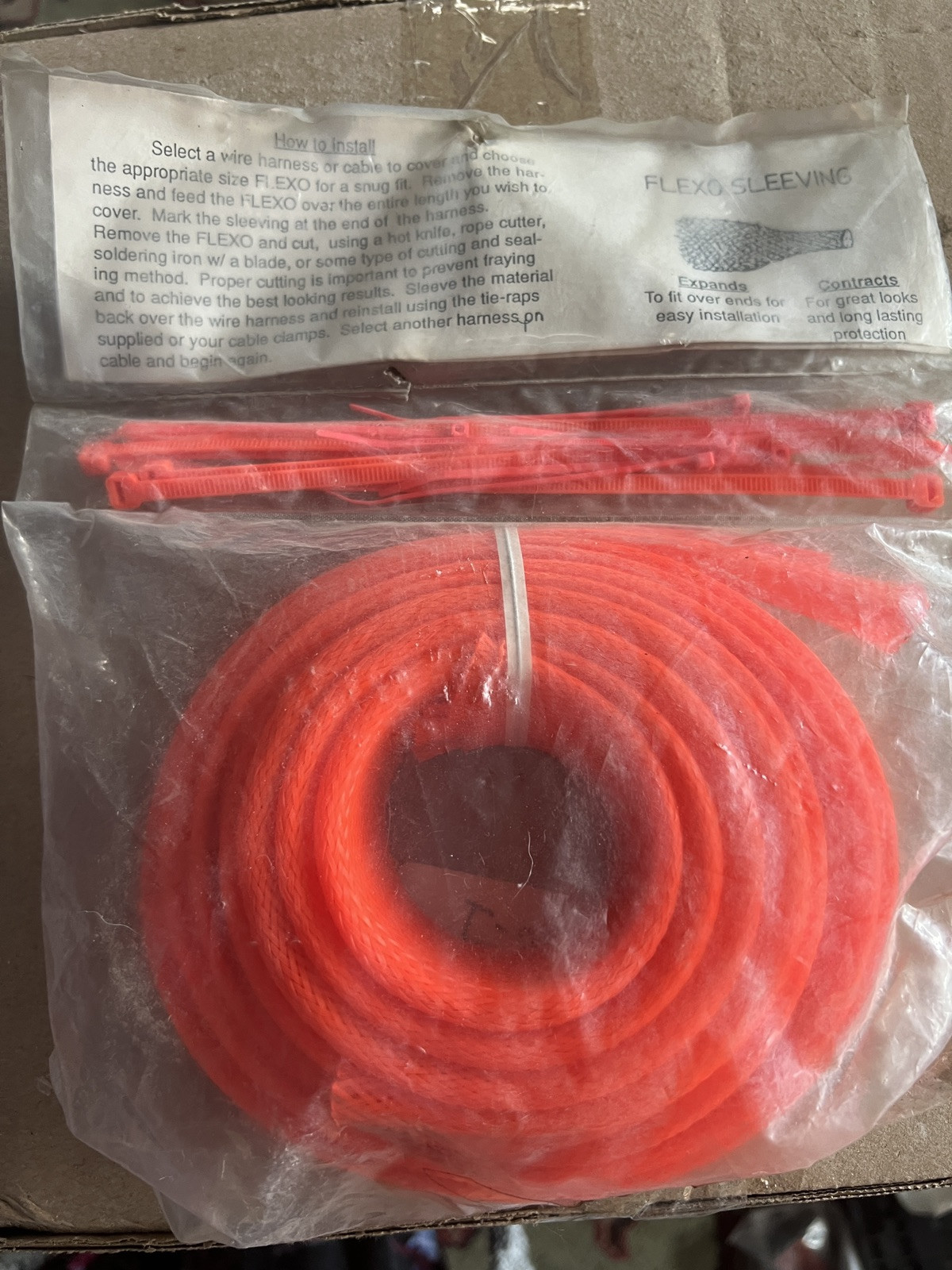 FLEXO Expandable Braided Sleeving Wire Cable Sleeve Neon Orange