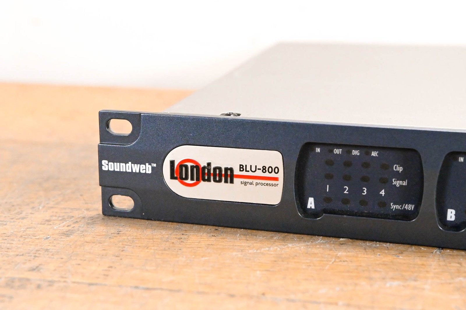 BSS London BLU-800 Signal Processor with BLU link and CobraNet CG01XMP