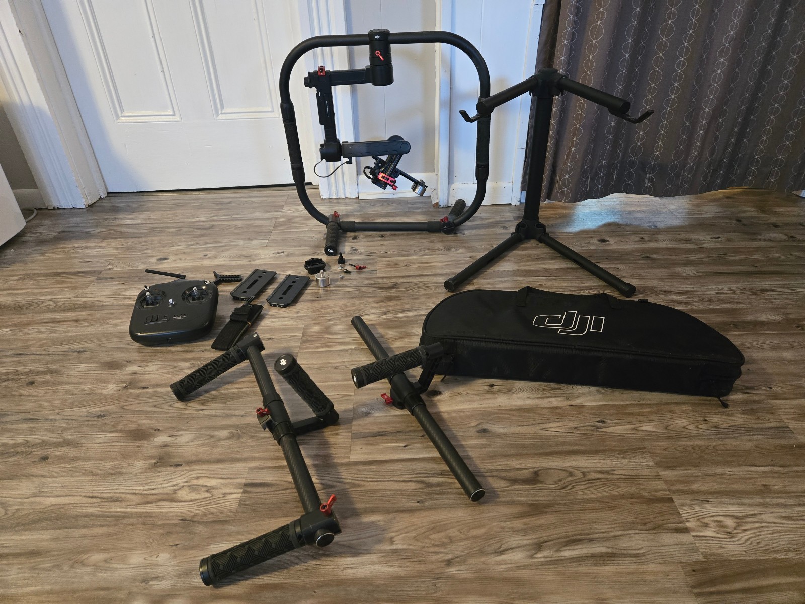 DJI Ronin-M Gimbal + DJI Ring and carrying bag + 2 Chargers + 2 Batteries..more!