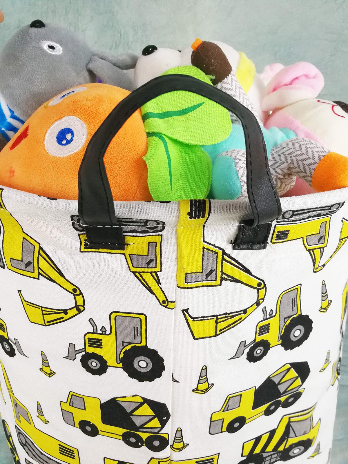 KUNRO Round Laundry Gift Basket Storage Hamper, Clothes Storage Organizer Bin...