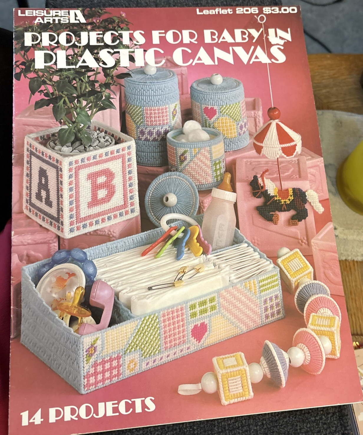 Vtg Rare Leisure Arts PROJE198CTS FOR BABY IN PLASTIC CANVAS 1981 Leaflet #206