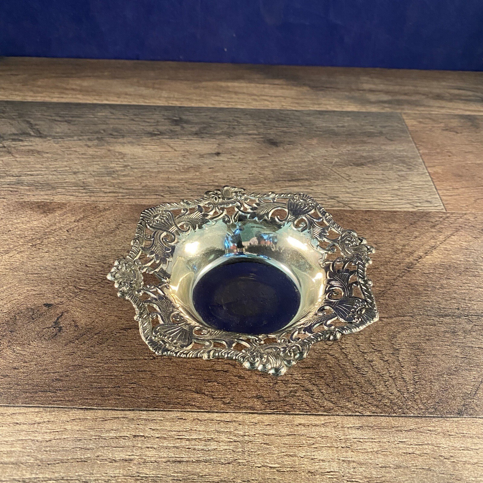 Silverplated Trinket Tray Dish Bowl Ornate Design 4.25"Dia x 1.25"H