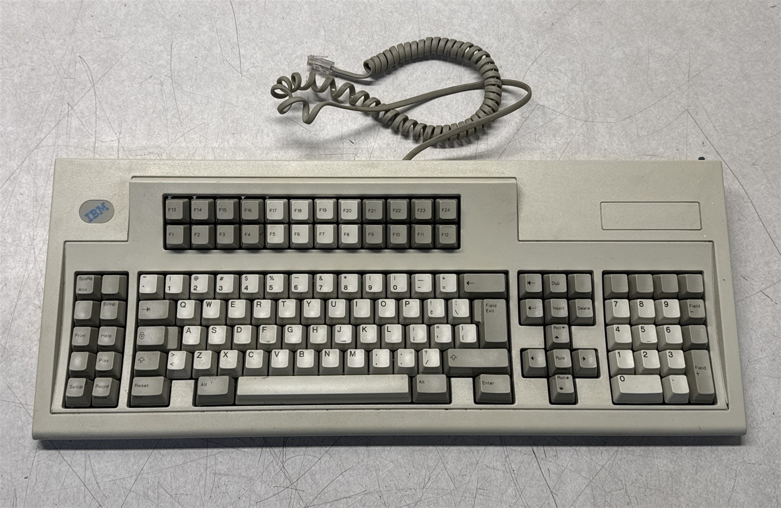 IBM 92G9006 MODEL M122 TYPE III QUIET TOUCH THERMINAL KEYBOARD