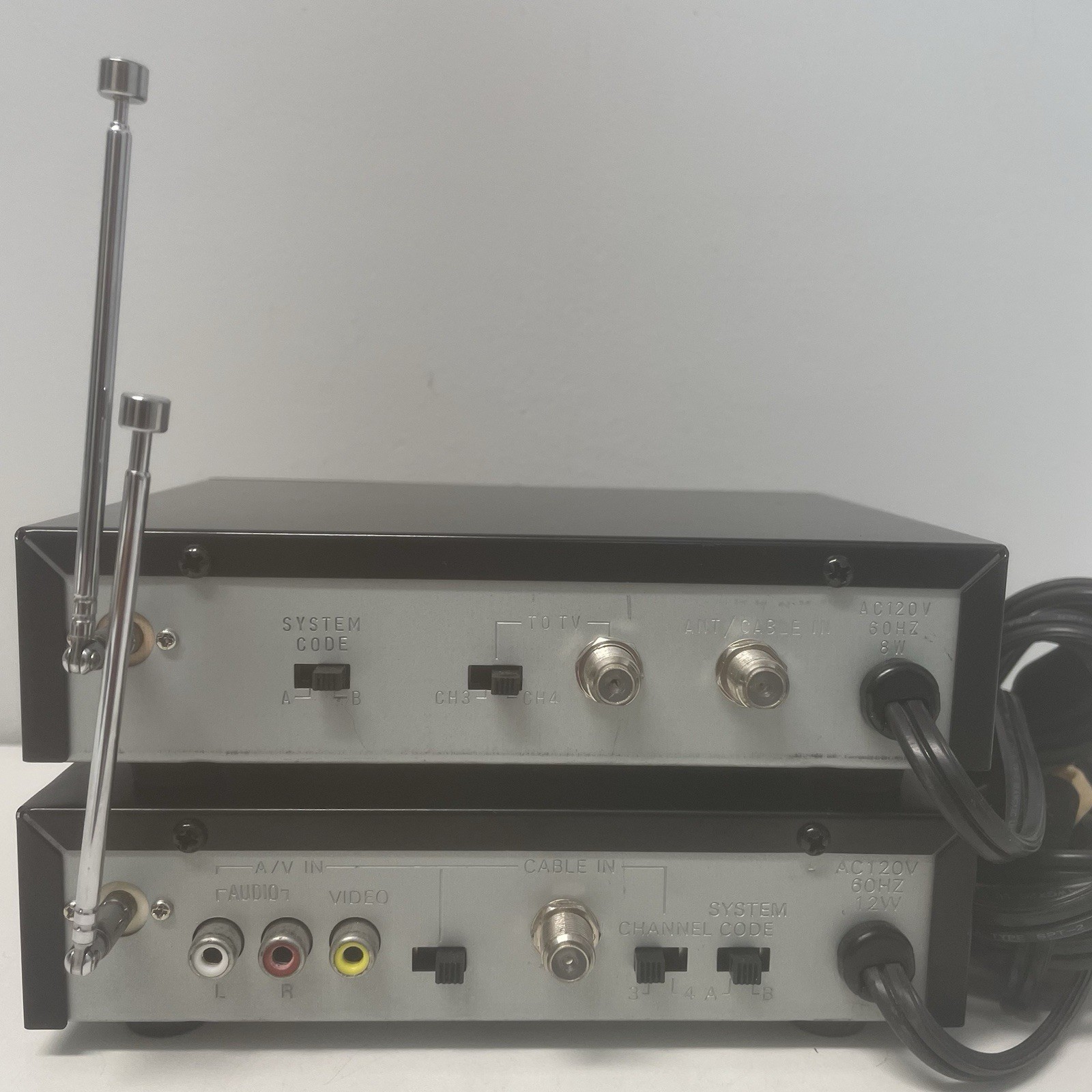 Archer 15-1958 Audio/Video Wireless Distribution System Receiver and Transmitter