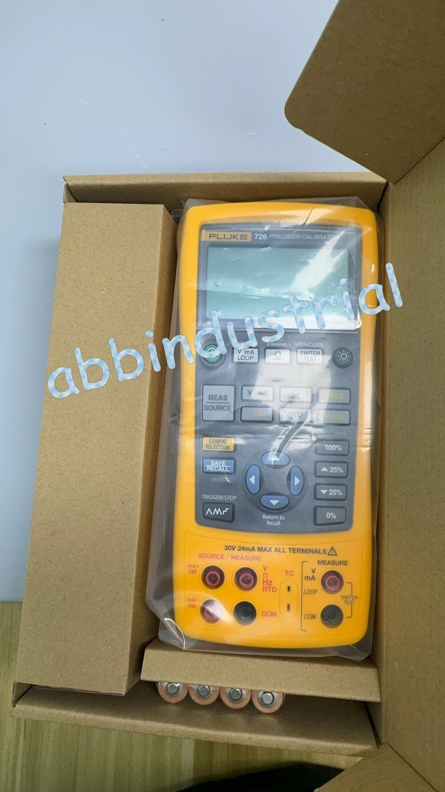 NEW 726 Precision Multifunction Process Calibrator