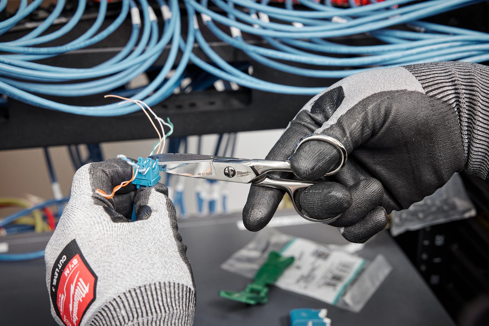 Milwaukee Tool 48-22-4048 Electrician Scissors