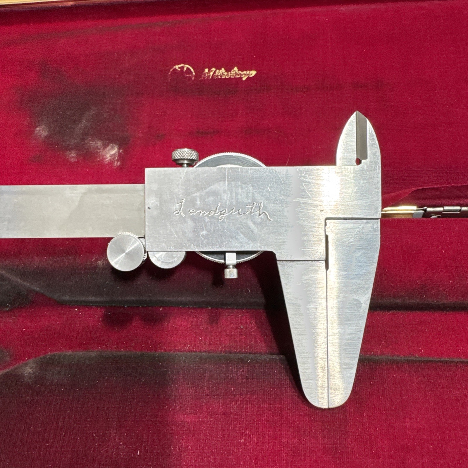 Mitutoyo dial caliper 12inch 505-628