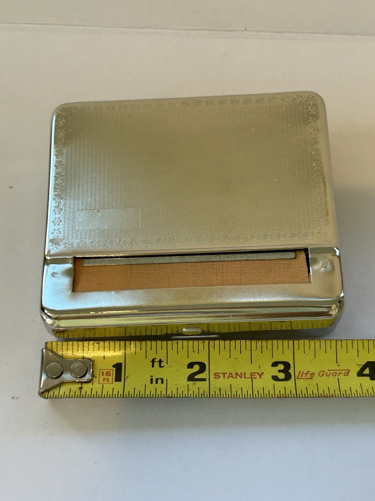 Automatic Tobacco Rolling Box Chrome Dotted Design