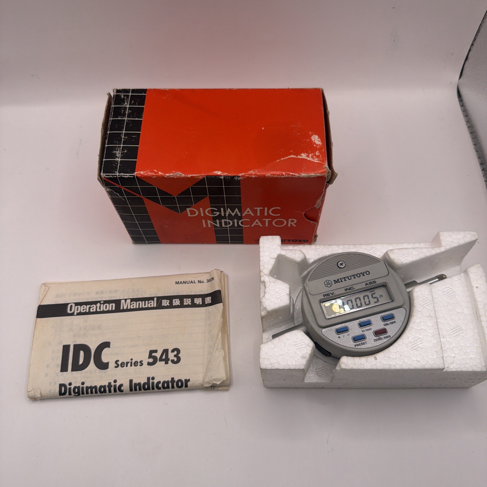 Mitutoyo 543-135B Digimatic Indicator, 0-.5" /0-12.7mm Range, .0005" Graduation