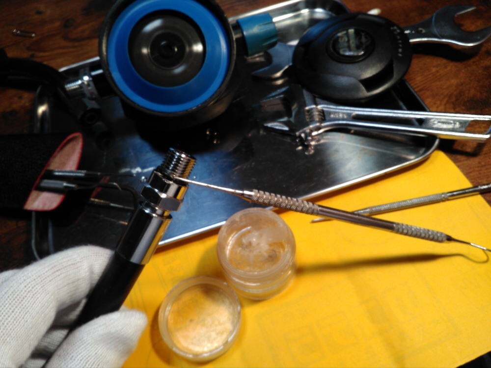BEUCHAT VS-10 ADJUSTABLE / 941372 SCUBA DIVING REGULATOR.
