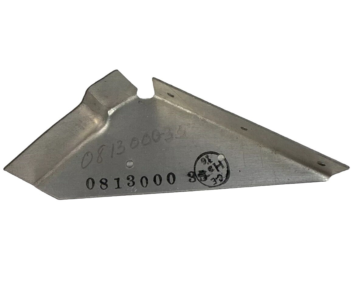 0813000-35 Cessna Bracket NEW