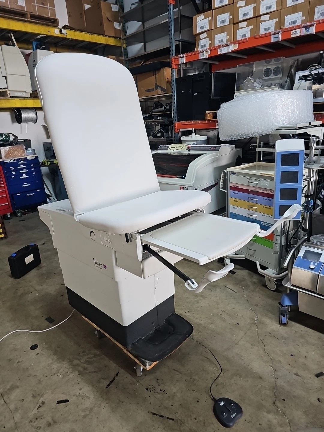 2018 Midmark Ritter 224 Exam Table WHITE 224-002
