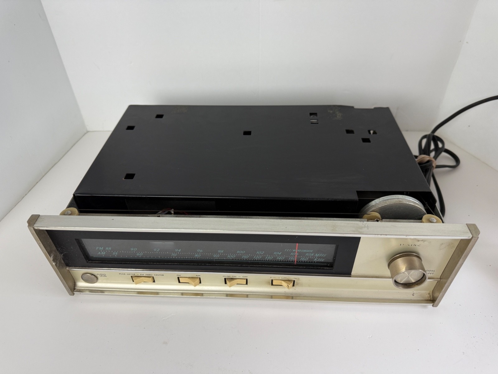 SHERWOOD S-2500 TUNER - AS IS