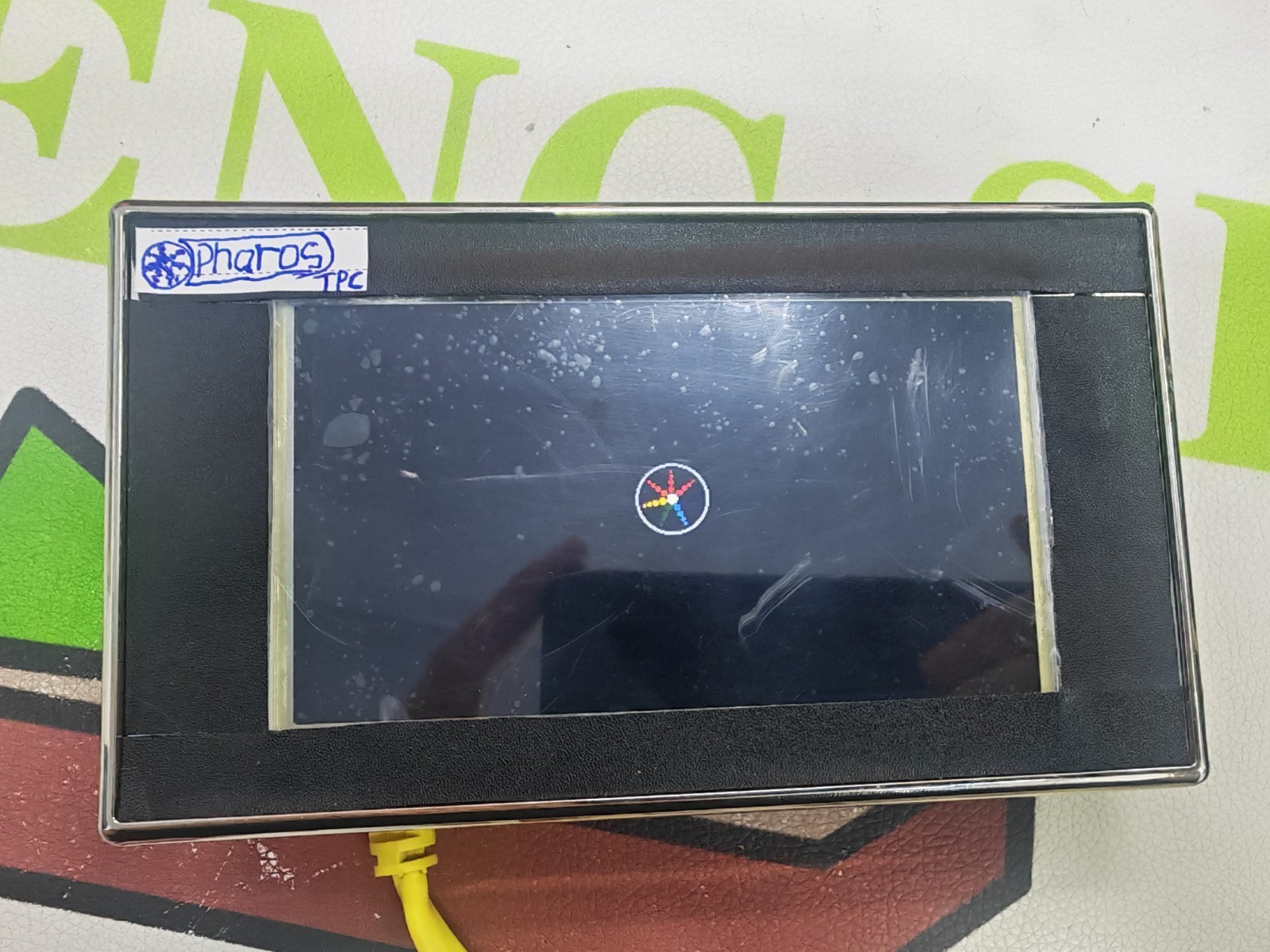 Pharos control TPC - Designer 4.3” POE Touch Panel light Controller 512 eDMX