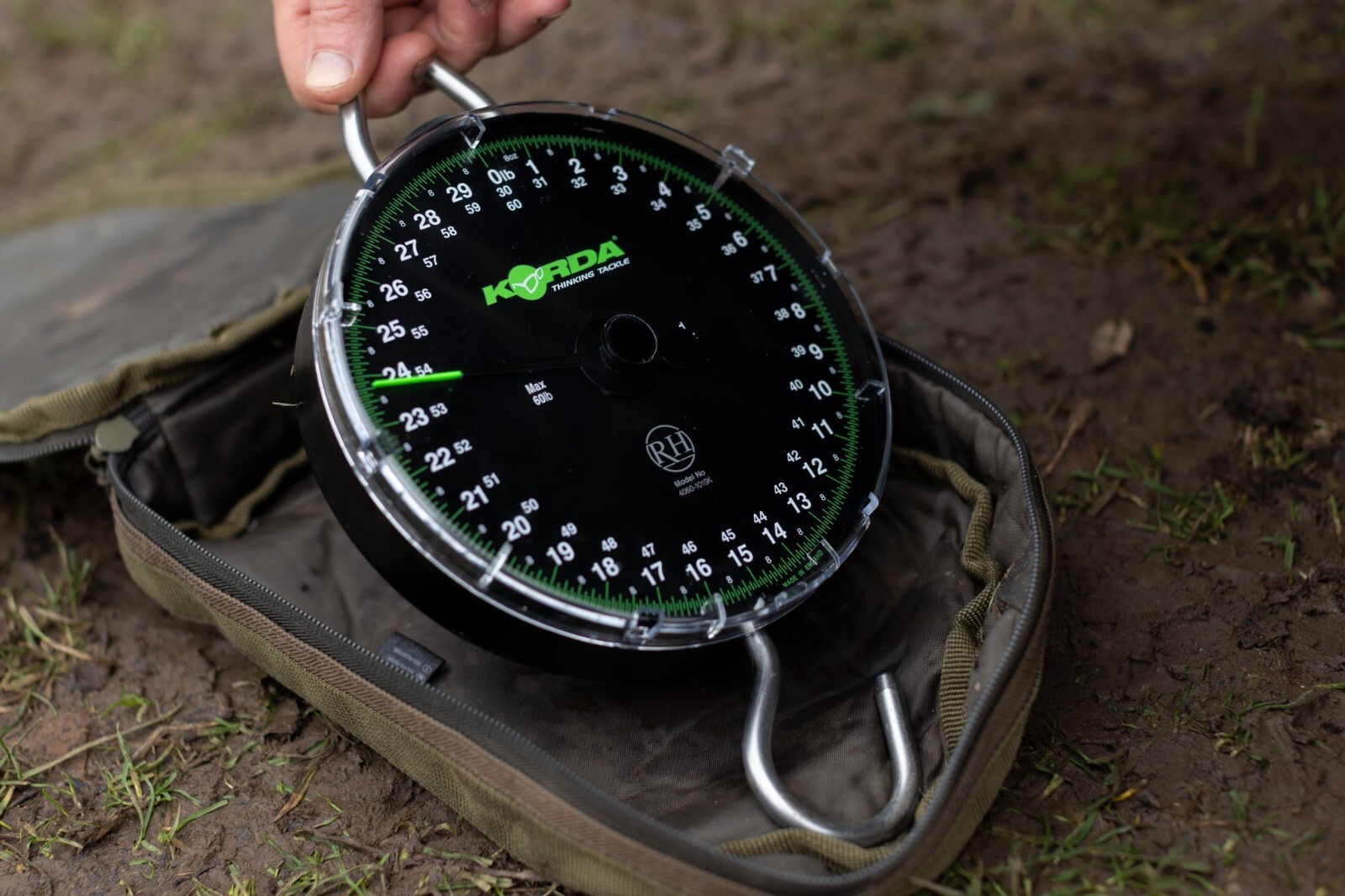 Korda Dial Scales Dual Revolution 60lb/1oz Carp Fishing Scales Reuben Heaton