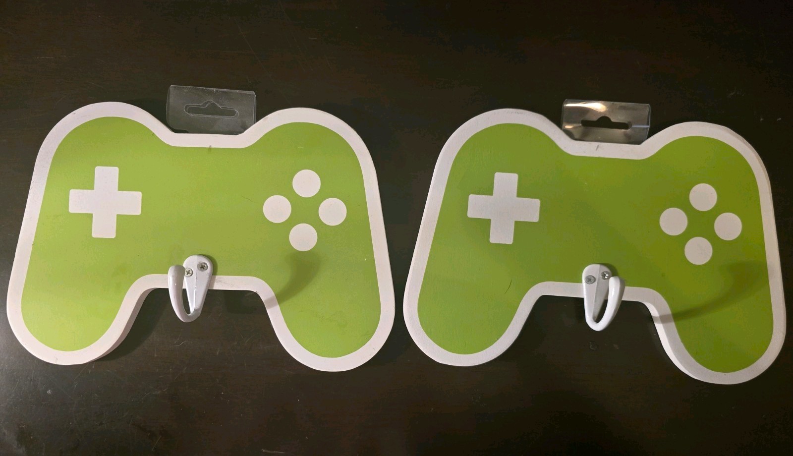 2 Game Controller Room Hooks