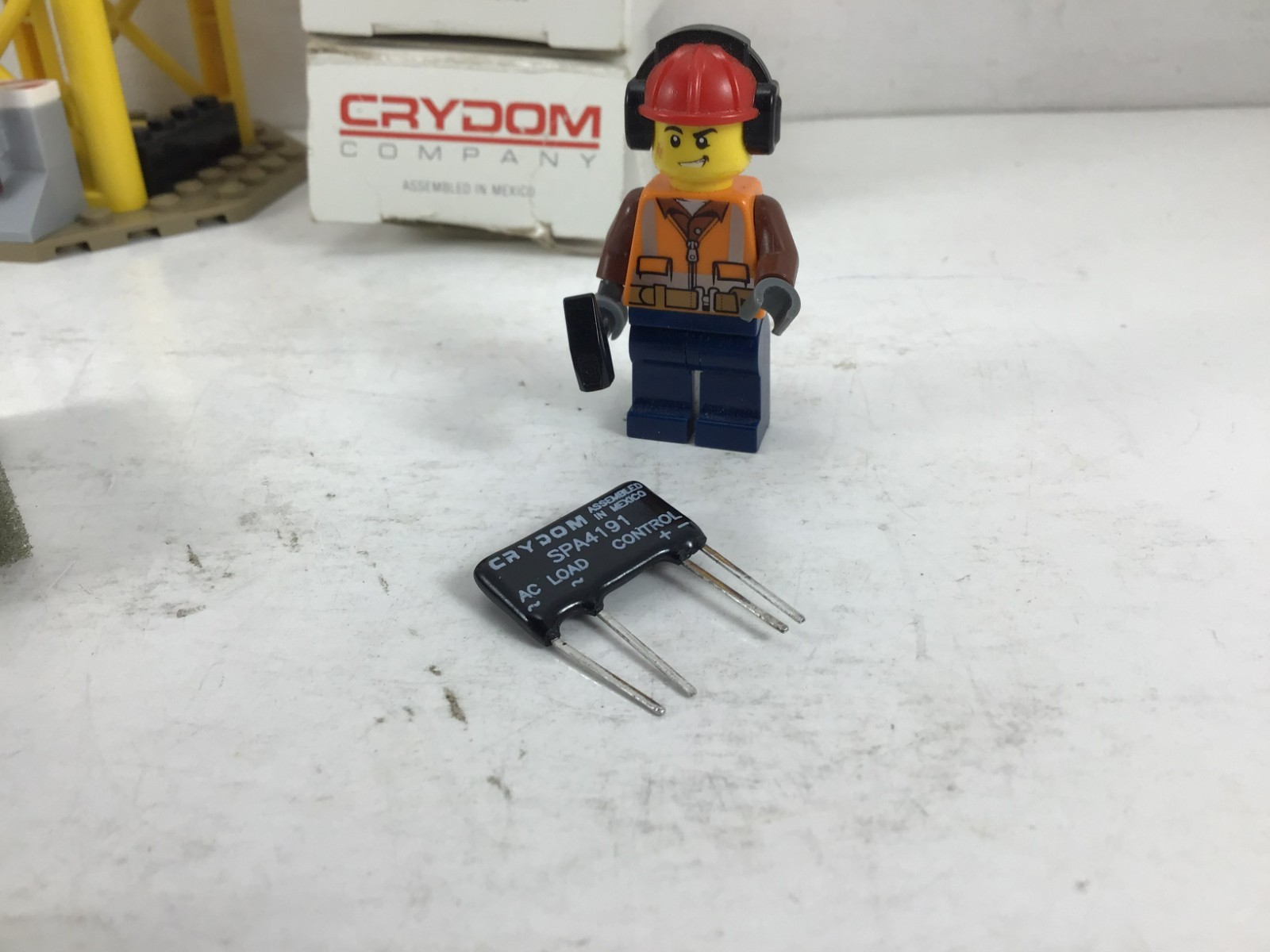 SPA4191 - CRYDOM - 3 PART LOT!! - SOLID STATE RELAY - **NEW OLD STOCK!!**