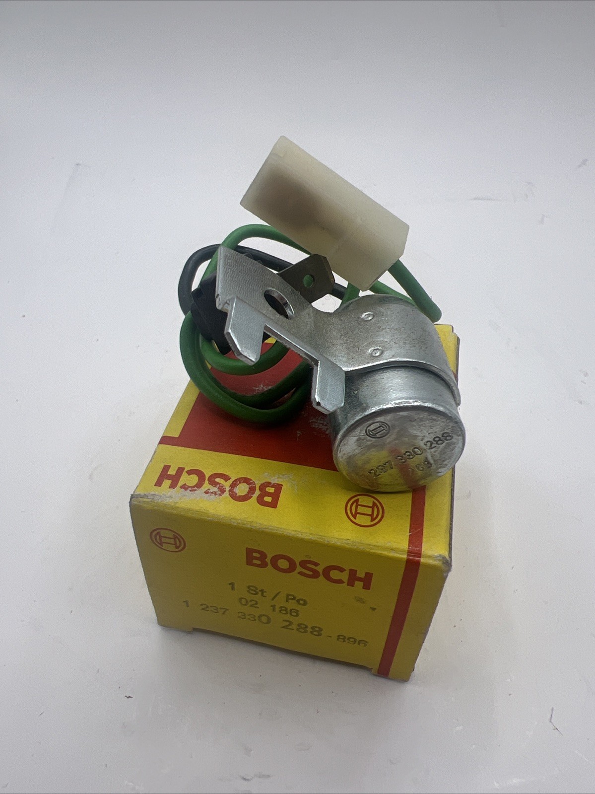 New Old Stock Bosch Condenser Ignition  1237330288 / 1 237 330 288 #FP-69