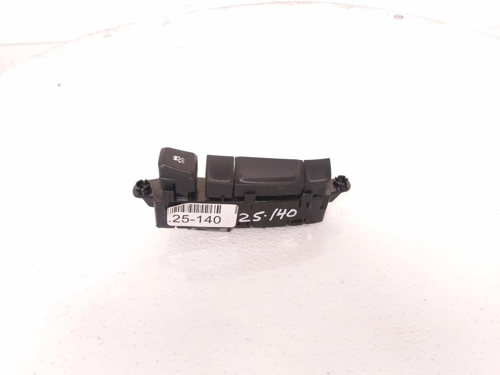 2019-2021 Hyundai Veloster Traction Switch - Console Mtd93300k9020