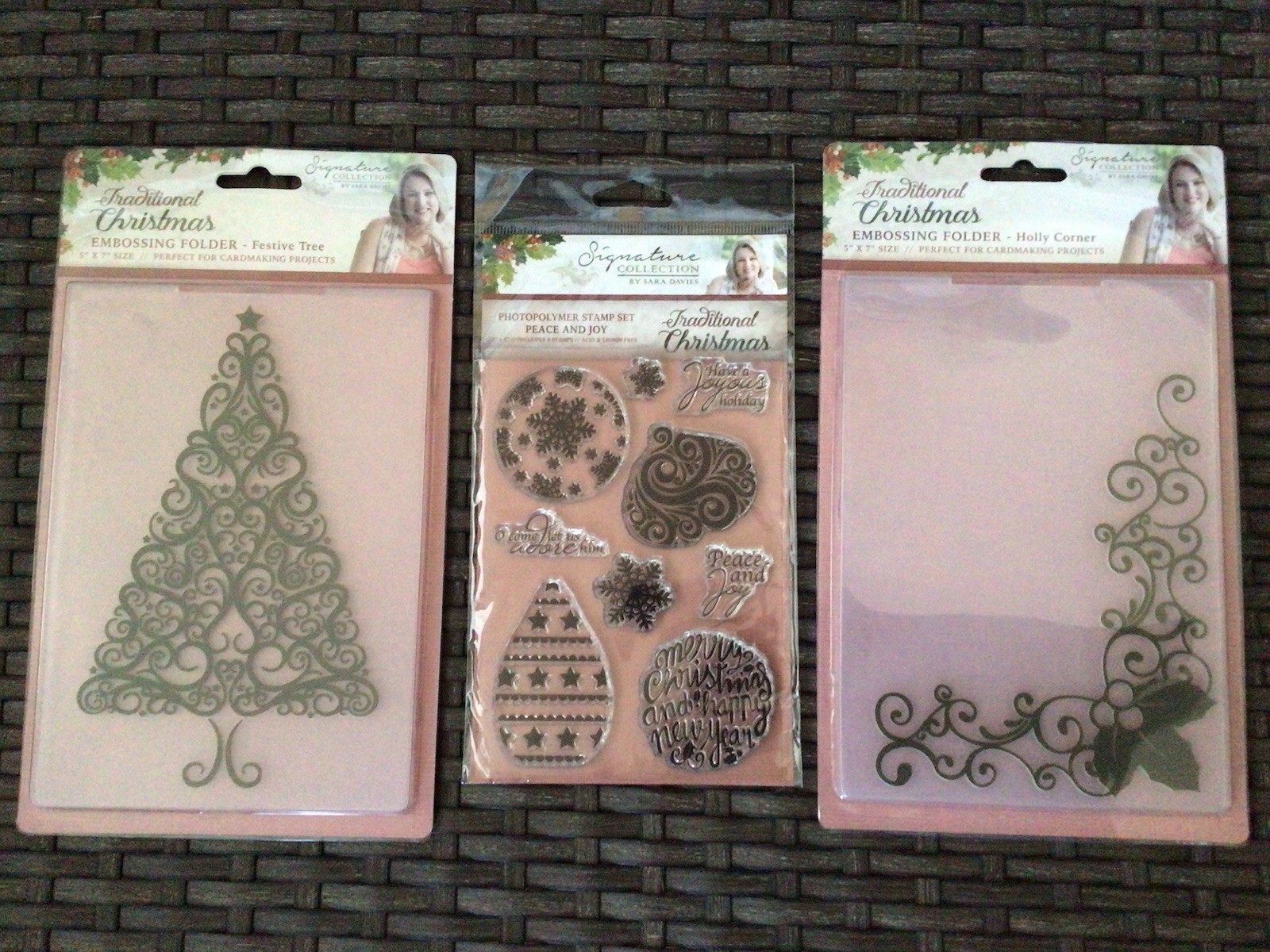 LOT OF CRAFTERS COMPANION STAMP SET & FOLDERS~Traditional Christmas~NEW