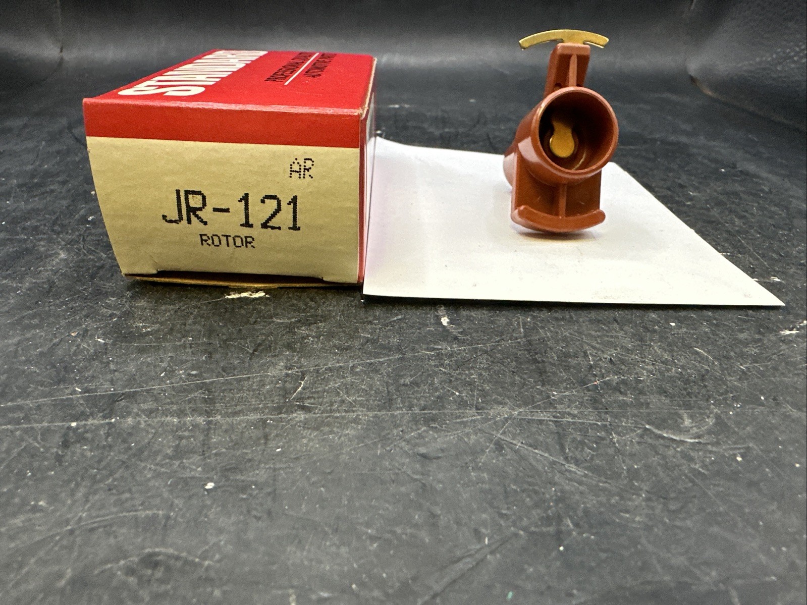 *STANDARD JR-121 DISTRIBUTOR ROTOR 88-00 CHEVY,GEO,PONTIAC,SUZUKI see desc