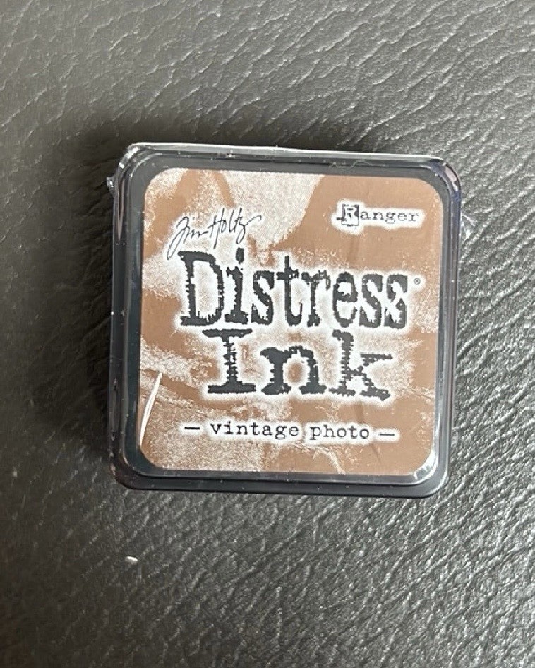 Distress Ink Vintage Photo mini