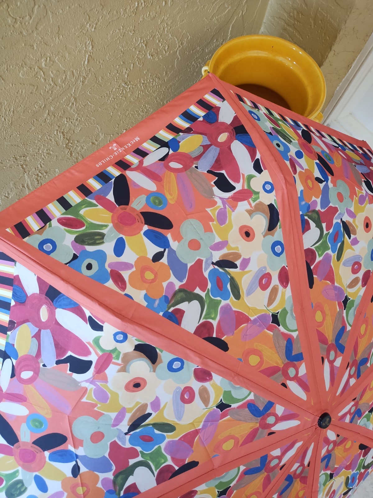 Brand New Mackenzie Childs Avant Garden Travel Umbrella