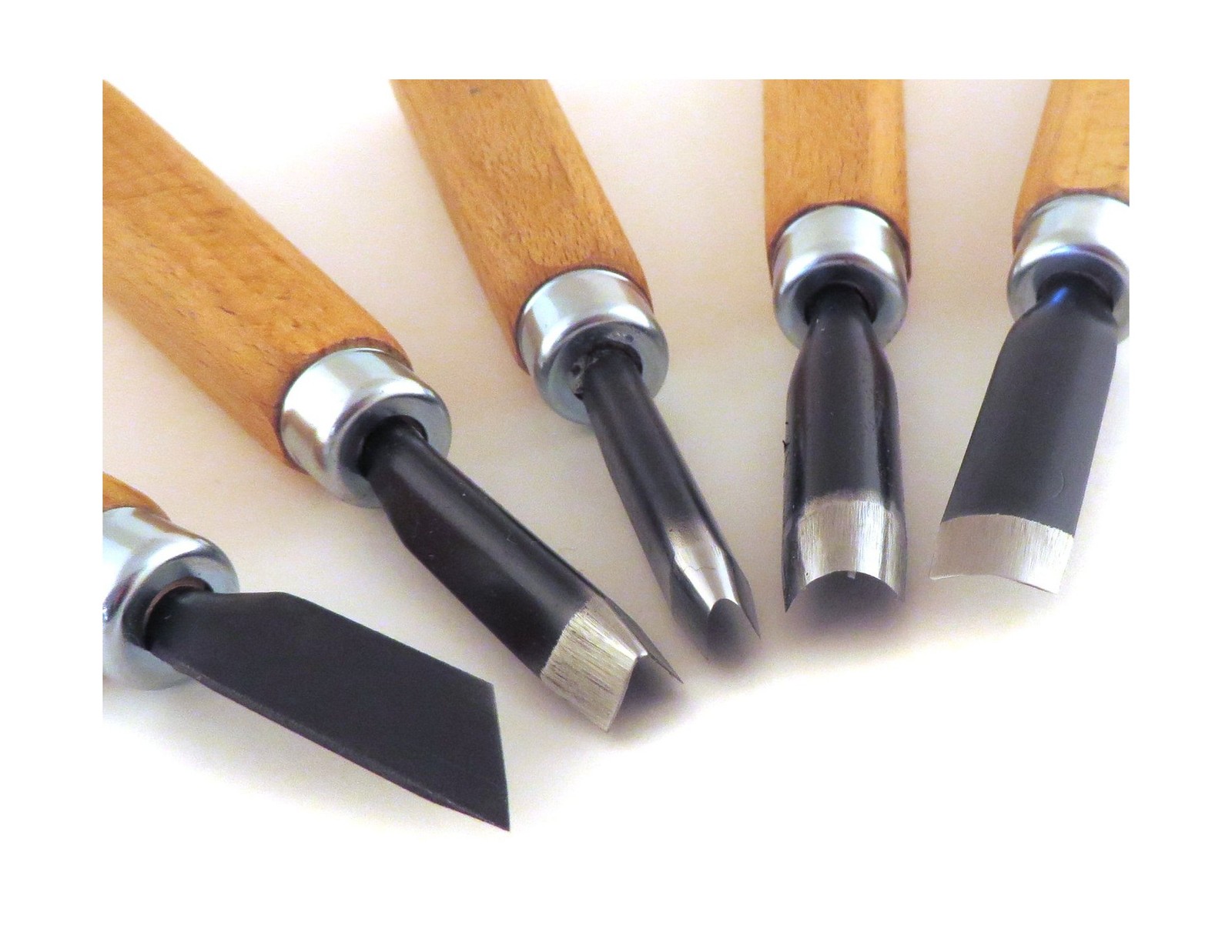 Narex 5 Piece Set Starter Carving Chisels 3 Gouges, V Tool and Double Bevel S...