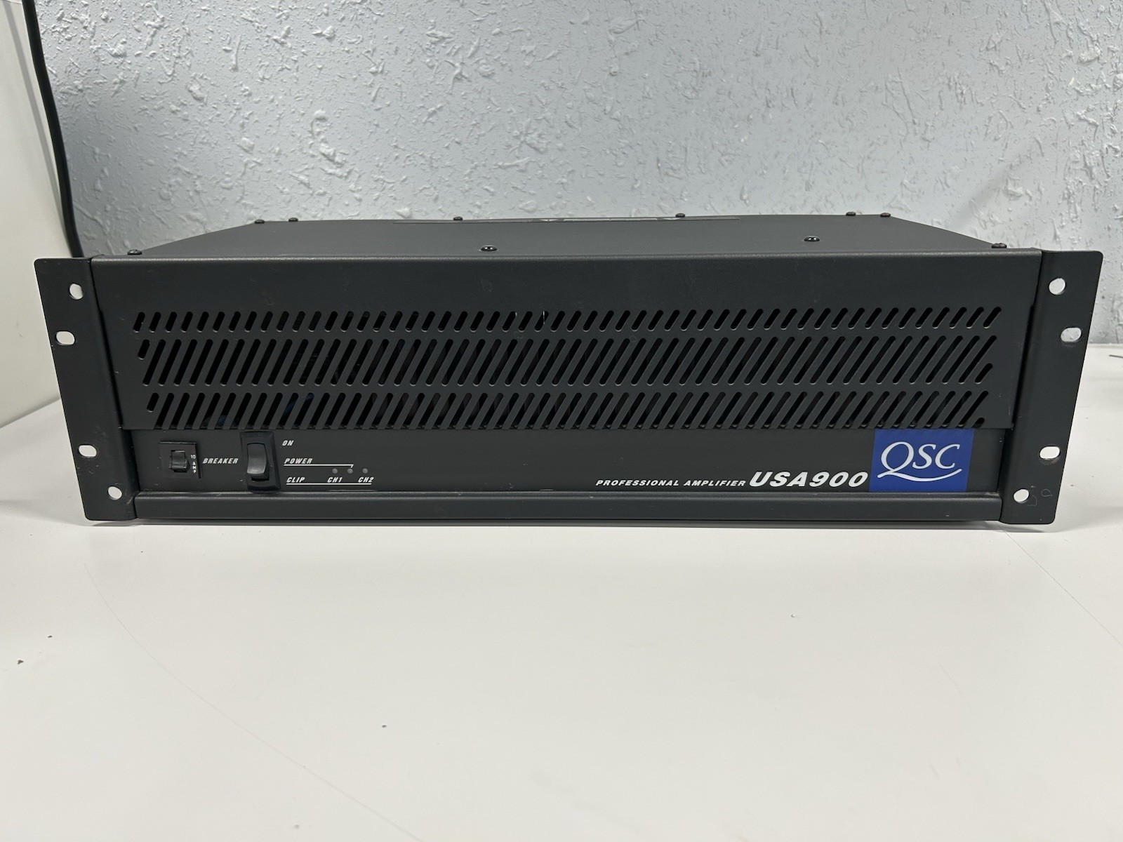 QSC USA900 Professional Audio Cinema Stereo 2 Channel Rack Mount Power Amplifier