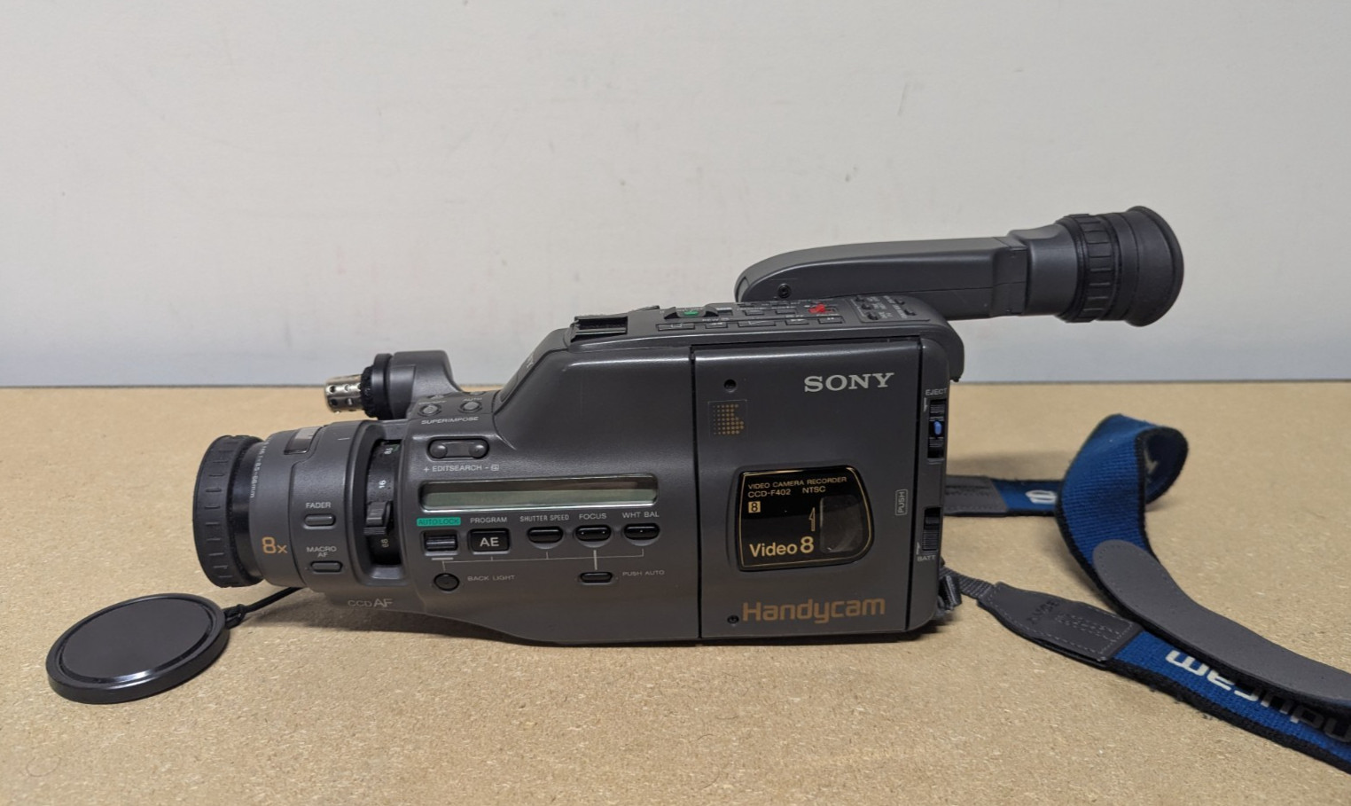 Sony Handycam CCD-F401 Video 8 Camcorder, PARTS ONLY - READ
