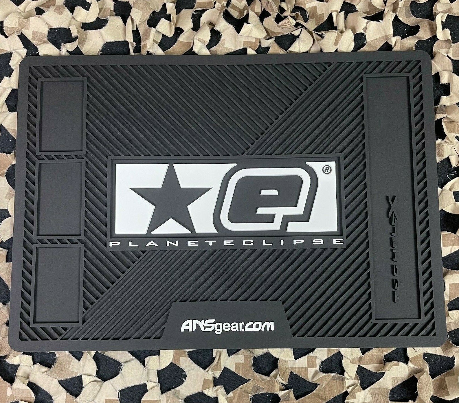 NEW Planet Eclipse Tech Flex Gun Mat - Black/White