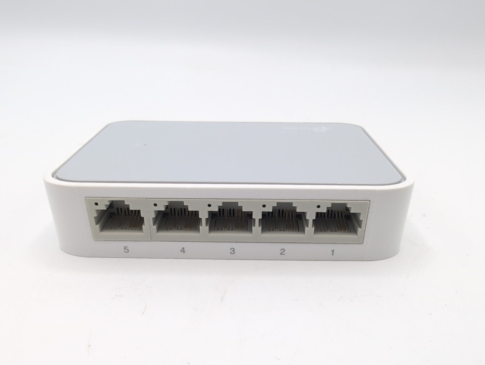 TP-LINK (TL-SF1005D) 5 Port Desktop Ethernet Switch
