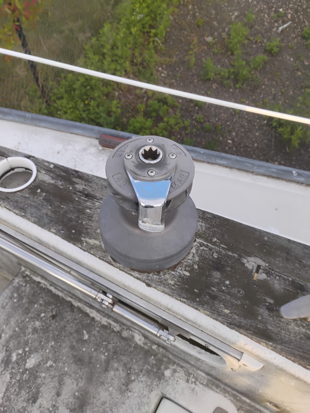 Lewmar ST43 Two Speed Self Tailing Winch Ocean Series