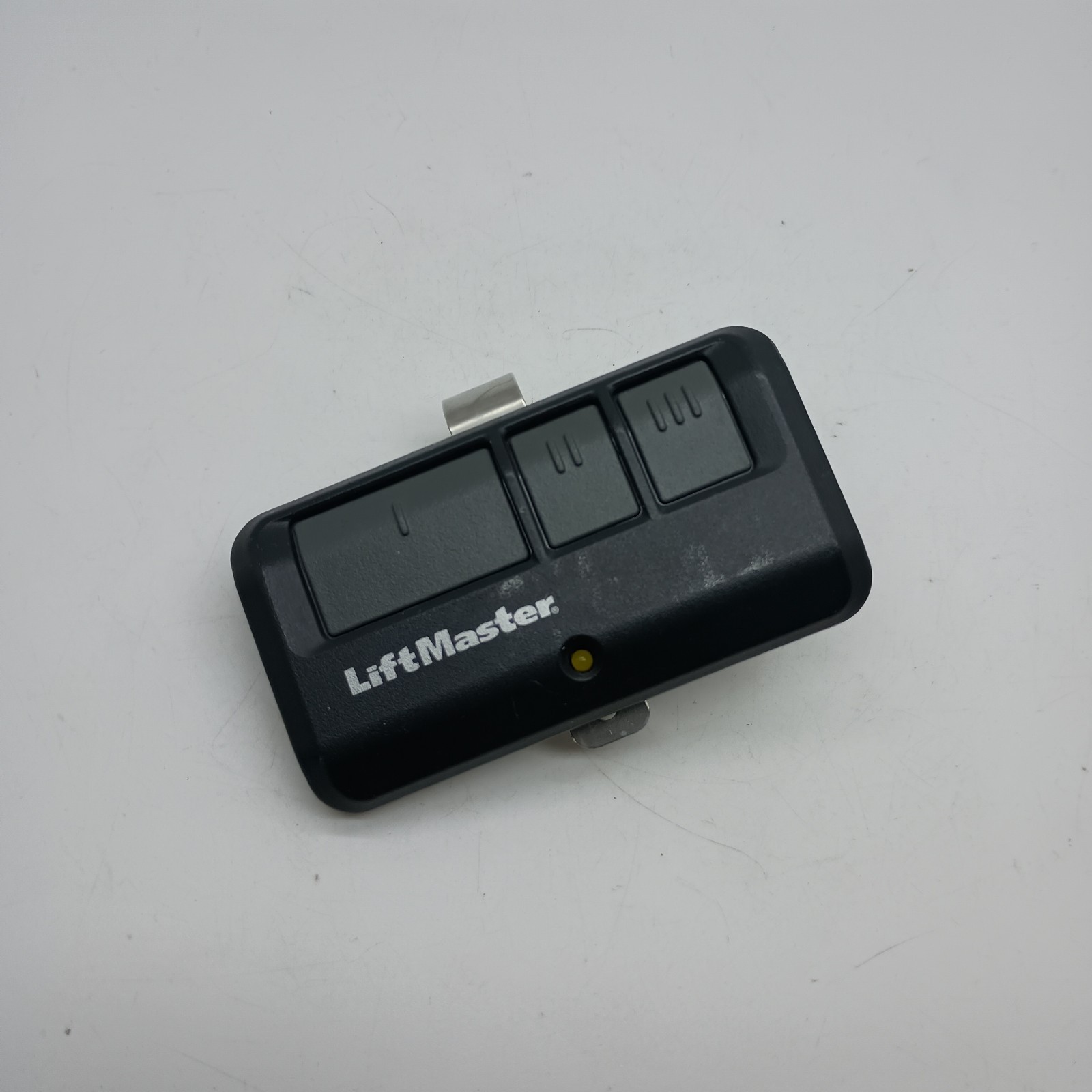 #H) Chamberlain 953ESTD Button Remote Control HBW7359 Used Three Button