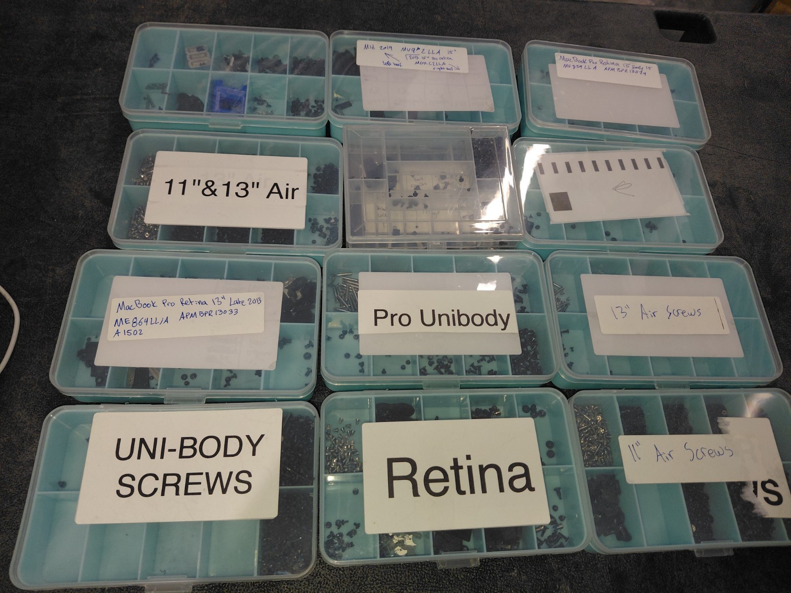 (12) Compartment Containers With Screws For Apple Computer Repair