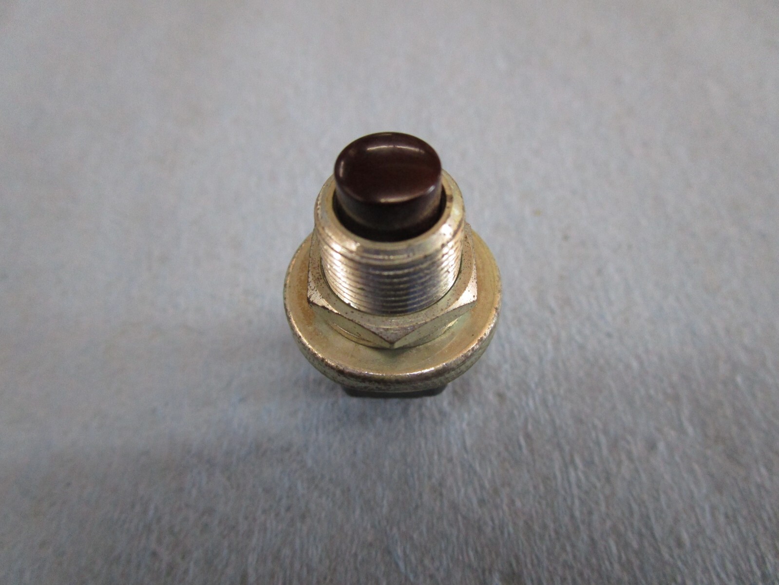 New old stock vintage mini Grayhill pushbutton microswitch 4 spade terminals