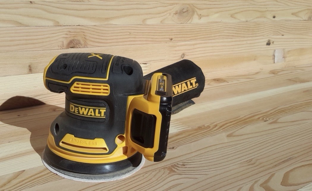 DEWALT XR Brushless 20V Cordless Random Orbital Sander 5 in Li-Ion Battery