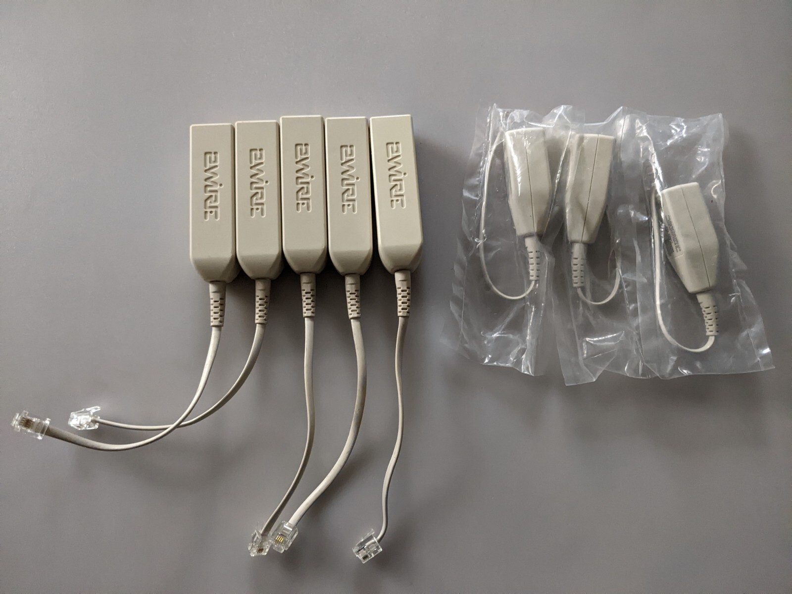 Set of 5 Used 2WIRE DSL 2-Line LFT4-2 Filters and  3 New 2WIRE 1-Line Filters