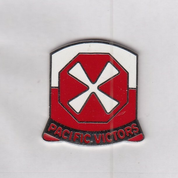 US 8th Army Command PACIFIC VICTORS crest DUI badge c/b clutchback V-21
