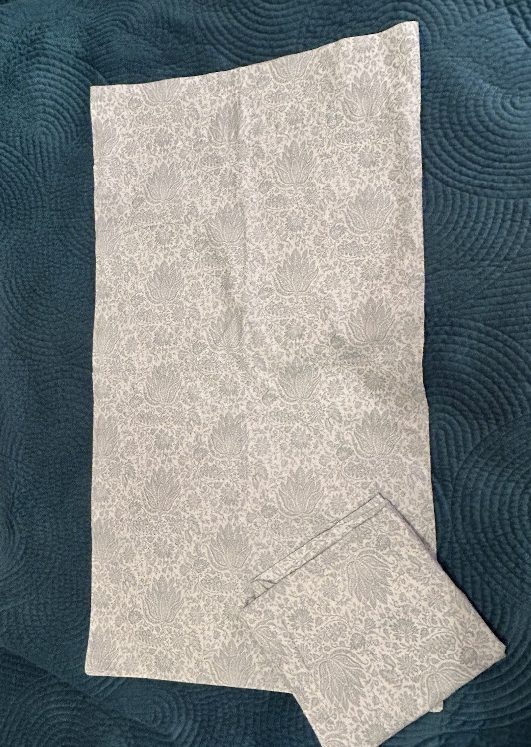 Ralph Lauren King Pillowcase Lotus - Blue & White -2 - Crisp
