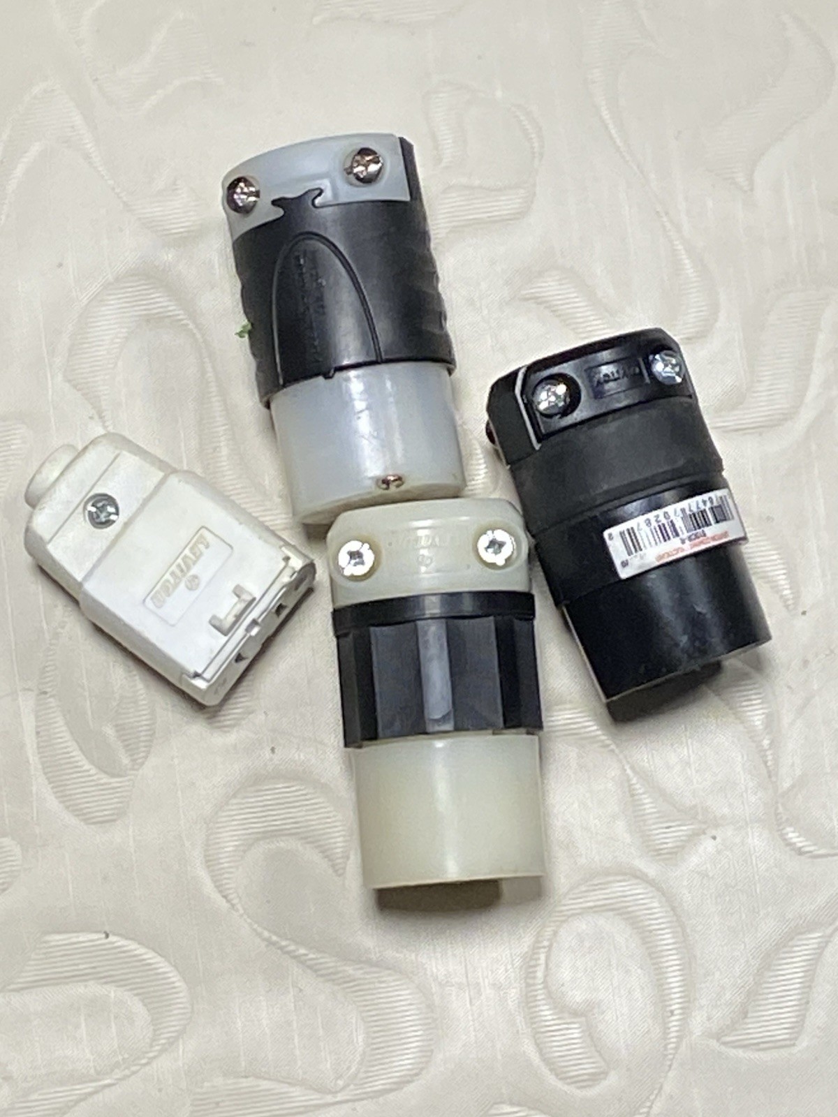 Assorted Female Replacement Plugs 125v 15a