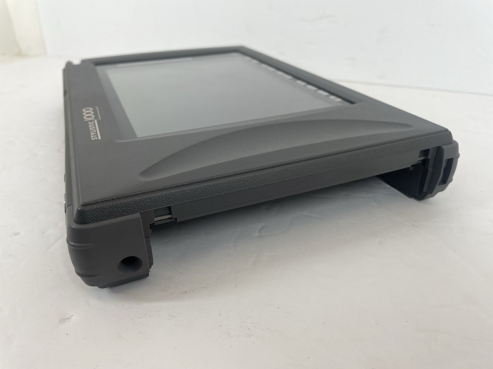 READ Fujitsu Stylistic 1000 FMW2430M Tablet PC UNTESTED